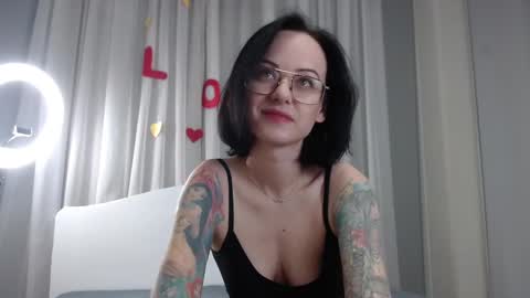 Mira online show from March 2, 2025, 8:18 pm