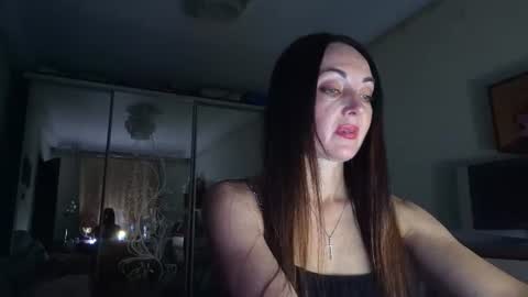 Snapshot of mirelisse chatting on June 19, 2026, 9:07 pm Christina online show from June 19, 2026, 9:07 pm