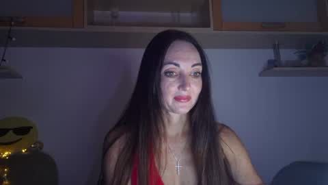 Snapshot of mirelisse chatting on July 19, 2026, 10:02 pm Christina online show from July 19, 2026, 10:02 pm