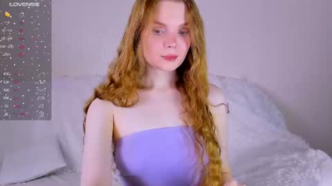 Snapshot of mirey_sky chatting on June 12, 2026, 9:52 am Mirey online show from June 12, 2026, 9:52 am
