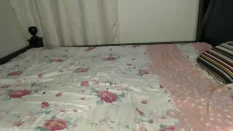 mireypeace online show from April 7, 2026, 12:22 am