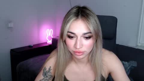 Snapshot of miri07 chatting on April 12, 2026, 6:13 pm miri07 online show from April 12, 2026, 6:13 pm