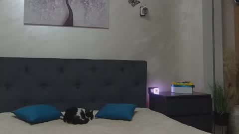 miriam04 online show from February 22, 2025, 9:59 pm