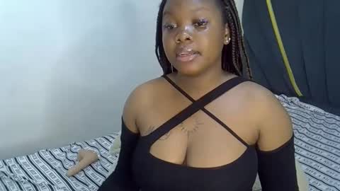 mirror_254 online show from March 25, 2026, 10:27 pm