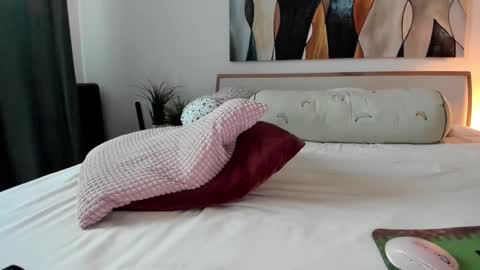 Snapshot of mis_eva chatting on February 4, 2026, 7:14 am Eva online show from February 4, 2026, 7:14 am