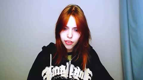 misaki_chan_ online show from November 21, 2025, 10:52 pm