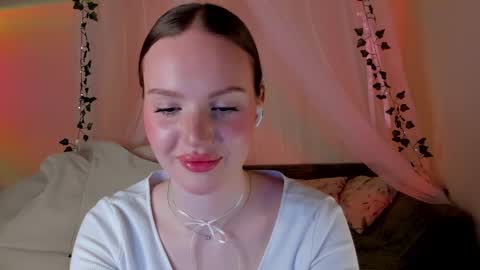 Snapshot of mish_ka3 chatting on February 8, 2025, 4:04 pm Misha online show from February 8, 2025, 4:04 pm