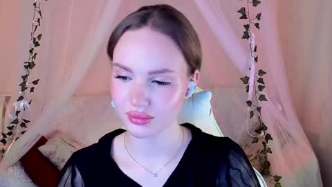 Snapshot of mish_ka3 chatting on October 27, 2025, 3:05 pm Misha online show from October 27, 2025, 3:05 pm