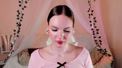 Snapshot of mish_ka3 chatting on November 16, 2025, 2:33 pm Misha online show from November 16, 2025, 2:33 pm