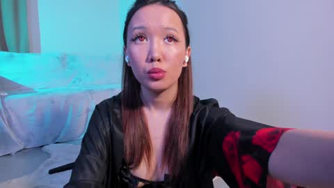 Mishel online show from February 2, 2025, 8:41 pm