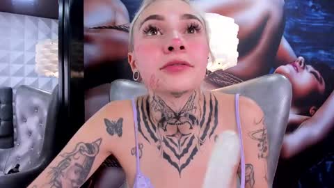 miss___angel online show from February 26, 2025, 12:05 am