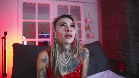 Snapshot of miss___angel chatting on June 2, 2026, 11:01 am miss___angel online show from June 2, 2026, 11:01 am