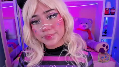 Megan online show from May 14, 2026, 2:40 am