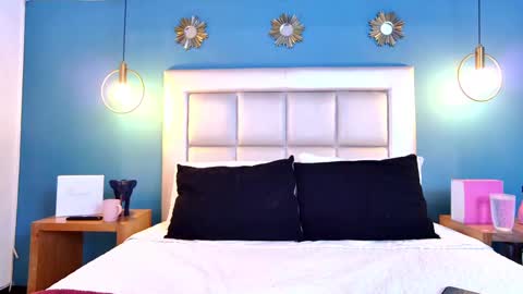 Snapshot of miss__ary_ chatting on September 18, 2025, 12:18 pm miss__ary_ online show from September 18, 2025, 12:18 pm