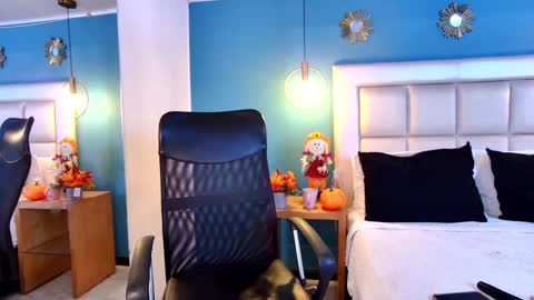 Snapshot of miss__ary_ chatting on October 8, 2025, 12:14 pm miss__ary_ online show from October 8, 2025, 12:14 pm