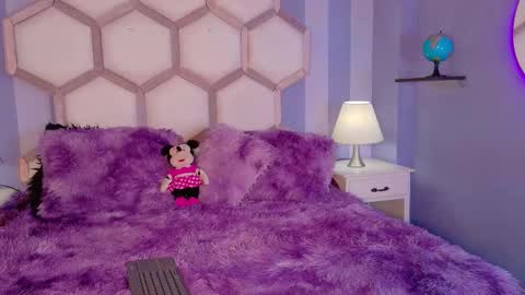 Snapshot of miss__jones_ chatting on March 30, 2026, 12:39 pm miss__jones_ online show from March 30, 2026, 12:39 pm