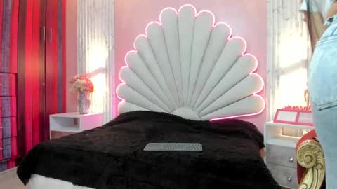 miss__star_ online show from May 16, 2026, 2:27 pm