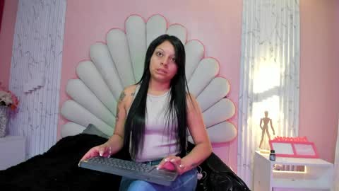 miss__star_ online show from May 26, 2026, 3:08 pm
