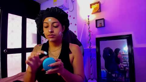 Akemi 3 online show from October 15, 2025, 1:11 pm