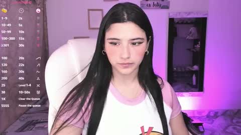 Alice online show from October 18, 2025, 7:36 pm