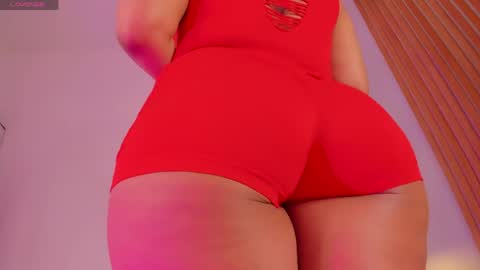 Amber  online show from April 10, 2026, 4:39 am