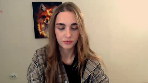 Snapshot of miss_angelina_ chatting on November 5, 2025, 7:08 am Angelina online show from November 5, 2025, 7:08 am