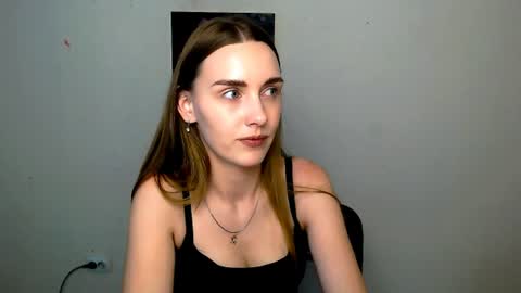 Angelina online show from June 10, 2026, 6:23 am