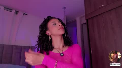 Snapshot of miss_charlotte77 chatting on July 21, 2026, 2:03 am Charlotte online show from July 21, 2026, 2:03 am