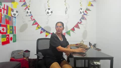 Clare PocaHose online show from June 19, 2026, 12:59 am