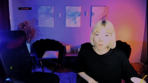 miss_courtney online show from April 9, 2026, 8:42 am