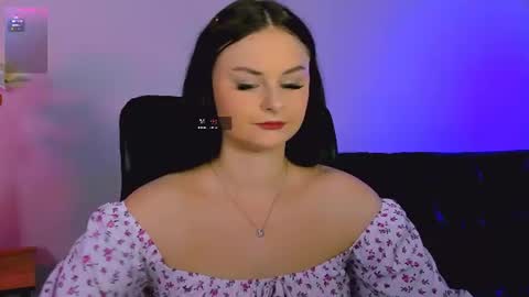 miss_courtney online show from June 15, 2026, 8:16 am