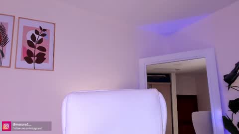 CANDELA CASTRO  online show from June 17, 2026, 12:40 pm