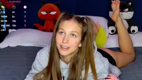 Snapshot of miss_emily_miller chatting on May 1, 2026, 5:17 pm Emily online show from May 1, 2026, 5:17 pm