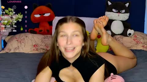 Snapshot of miss_emily_miller chatting on May 5, 2026, 6:27 pm Emily online show from May 5, 2026, 6:27 pm