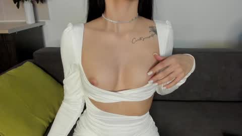 Snapshot of miss_emilyy chatting on December 25, 2024, 9:54 pm Emily online show from December 25, 2024, 9:54 pm