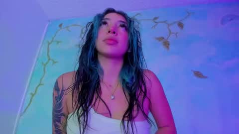 miss_evans_ online show from November 22, 2025, 8:13 am