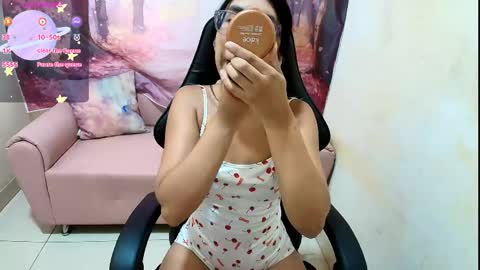 miss_helensexy online show from June 3, 2026, 11:35 am