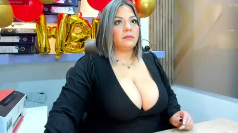 Snapshot of miss_horney chatting on April 2, 2026, 12:36 pm miss_horney online show from April 2, 2026, 12:36 pm