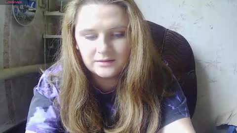 Miss Iriss online show from May 26, 2026, 10:22 am