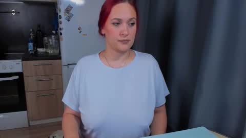 Jess online show from October 15, 2025, 12:27 pm