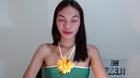 Snapshot of miss_jhes chatting on July 15, 2026, 6:24 pm Jhes online show from July 15, 2026, 6:24 pm