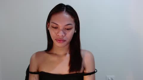 Snapshot of miss_jhes chatting on August 9, 2026, 3:44 am Jhes online show from August 9, 2026, 3:44 am