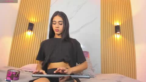 miss_khalifadoll online show from June 8, 2026, 3:40 am