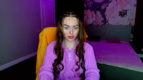 miss_kiten online show from April 16, 2026, 7:47 pm