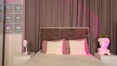 Snapshot of miss_kitty292 chatting on November 5, 2025, 2:55 am Gven dont forget to thumbs up me online show from November 5, 2025, 2:55 am