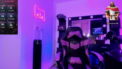 Miss Kittyn online show from April 15, 2026, 1:34 am