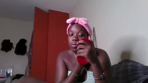 miss_kookie online show from January 21, 2025, 2:26 pm