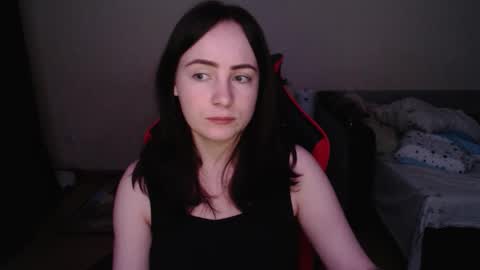 miss_laralynne online show from November 13, 2025, 2:54 am