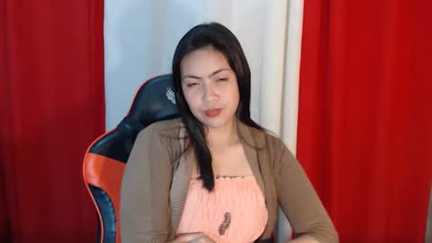 Snapshot of miss_lyve chatting on April 10, 2026, 12:32 pm itsme lyve online show from April 10, 2026, 12:32 pm