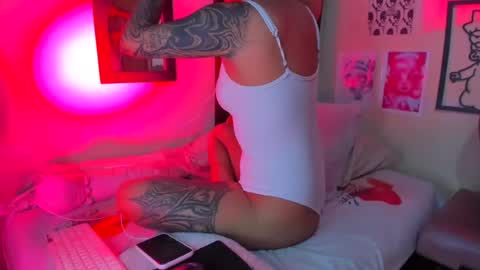 MEGG online show from July 23, 2026, 9:35 pm
